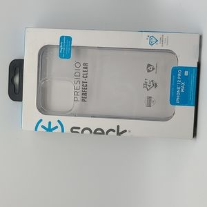 Speck iphone 12 pro max clear case